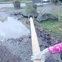 Lifting a large rock, fulcrum right next to the rock